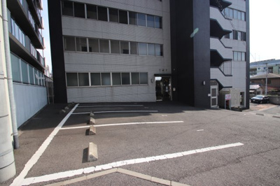 【駐車場】 | ウィークス・ステラ