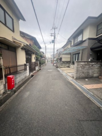 向日市寺戸町東田中瀬　建築条件無土地の前面道路含む現地写真