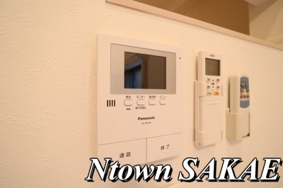 【セキュリティ】 | ラ・ネージュ筒井 | モニター付きインターホンです