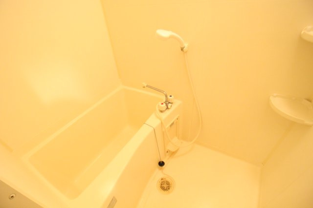 オズレジデンス花園の浴室|日々の暮らしに欠かせないお風呂です