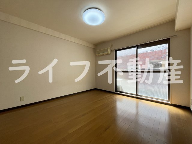 グリーンハウスの居間・リビング|ゆったり過ごせる居間です