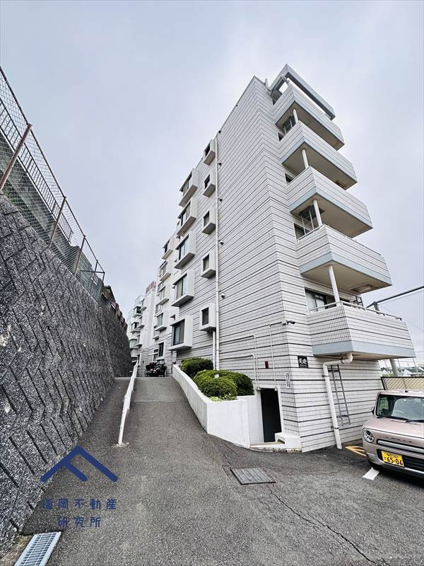 ホワイトキャッスル城南