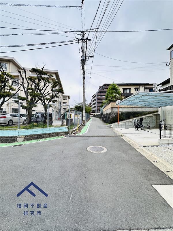 ホワイトキャッスル城南の周辺