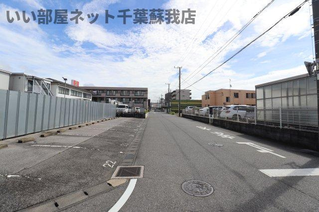 アヴァンスコート壱番館の周辺