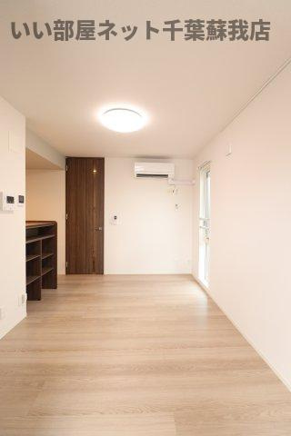 アヴァンスコート壱番館の居間・リビング