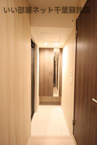アヴァンスコート壱番館の玄関|明るい玄関です