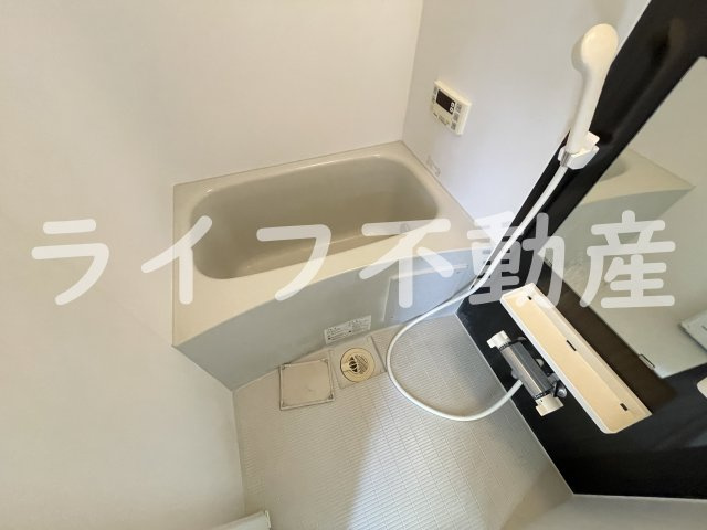Tierra 長瀬 staの浴室|きれいなお風呂です