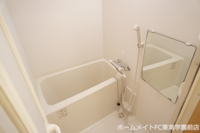 熊本市北区龍田５丁目のアパートの浴室