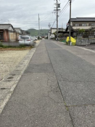 土地　蘇原吉野町3丁目の前面道路含む現地写真|前面道路　南から