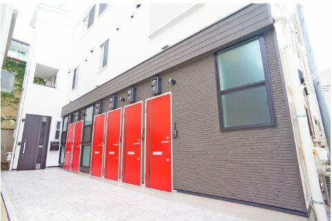 足立区新田3丁目のアパートの画像