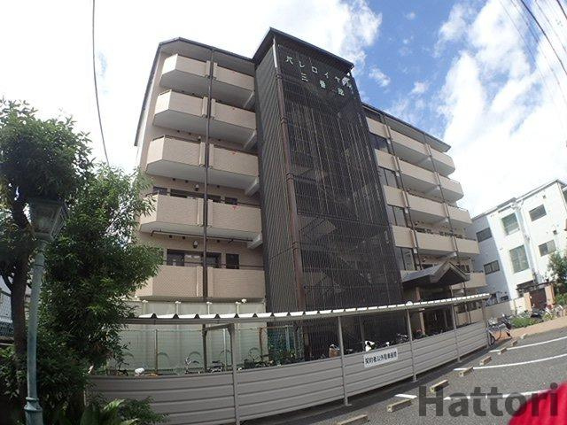 パレロイヤル三番館の外観