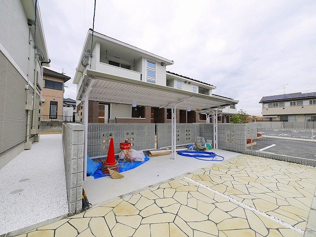 ベル・シャトーのその他共用部分|便利な屋根付き駐輪場です