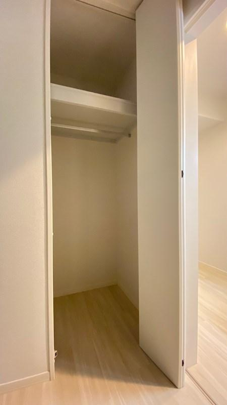 川崎市多摩区菅４丁目の賃貸マンションの収納