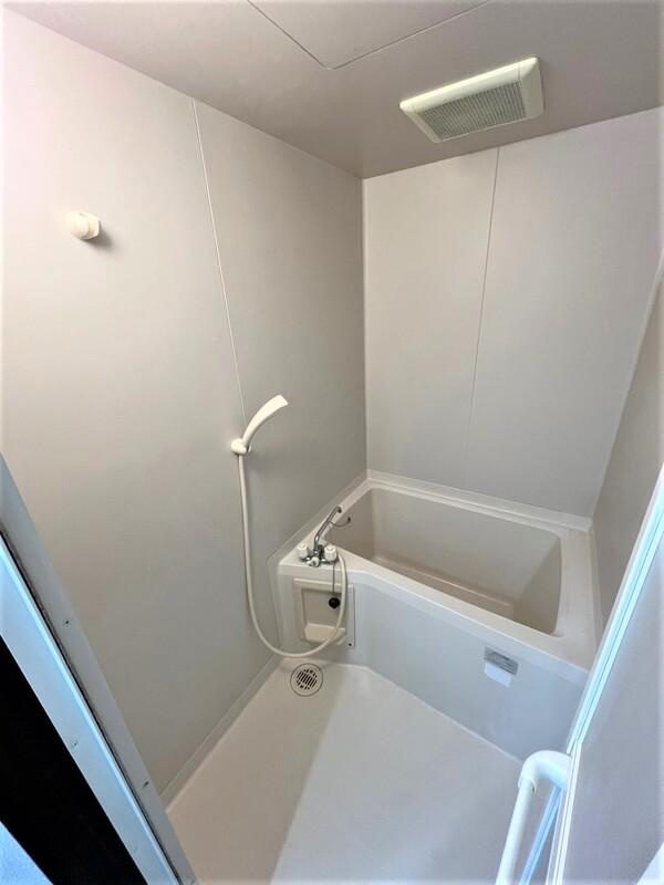 バリアーイン東百合丘の浴室