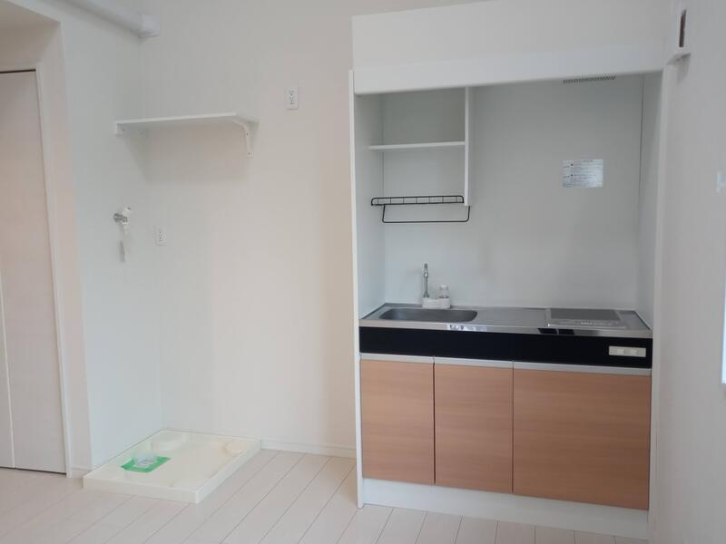 川崎市麻生区高石１丁目のアパートのキッチン