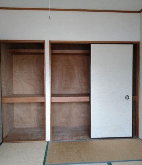 狛江市岩戸南３丁目の賃貸マンションの収納