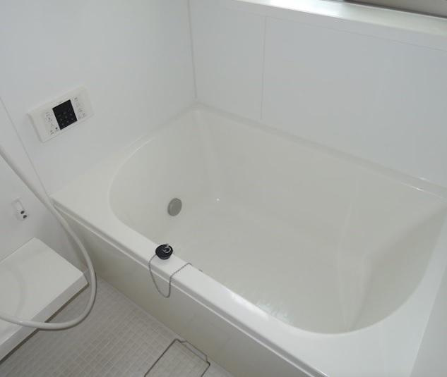 金井ハウスの浴室