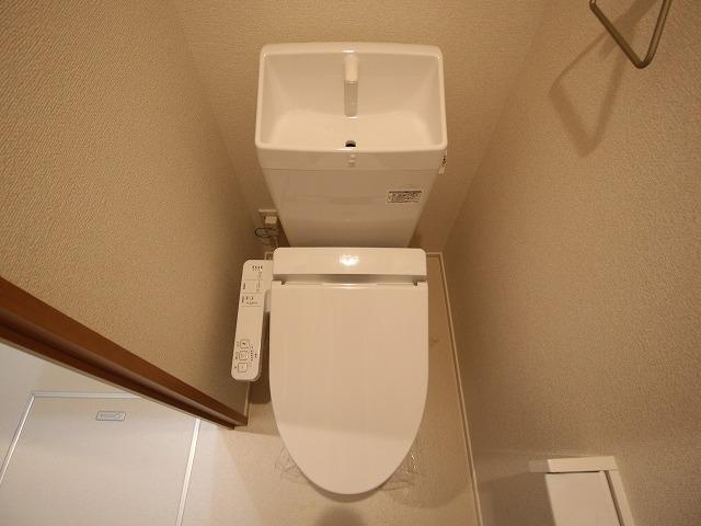 川崎市多摩区登戸の賃貸マンションのトイレ