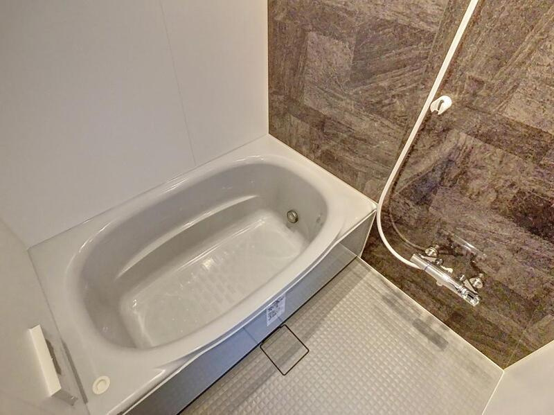 川崎市中原区上新城２丁目の賃貸マンションの浴室