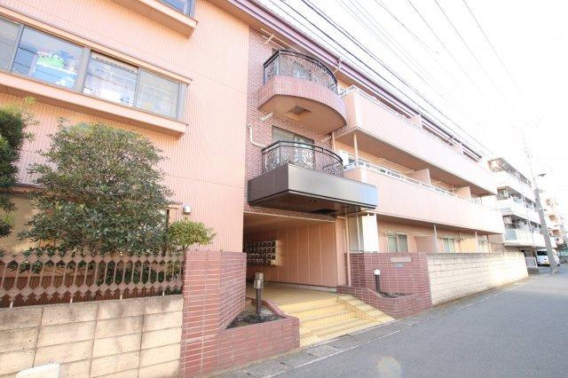 川崎市中原区上新城１丁目の賃貸マンションの外観