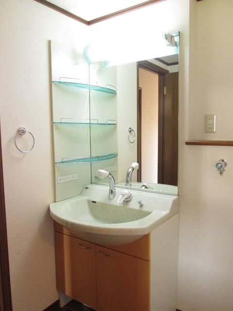 ソレアード王禅寺の洗面所