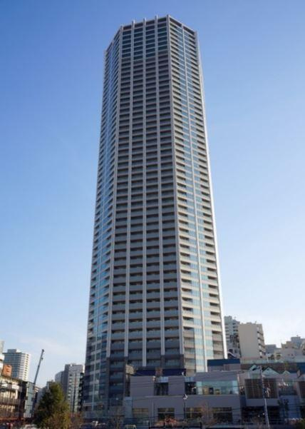 Tomihisa 　Cross コンフォートタワーの外観