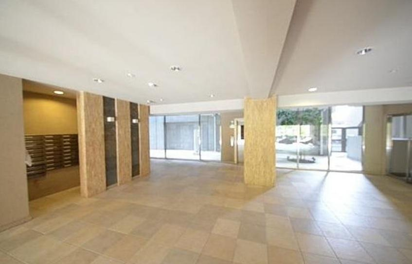 ガーデンホーム西国分寺のロビー