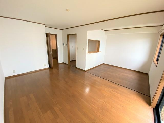 グリーンヴィラ・麻生の居間・リビング