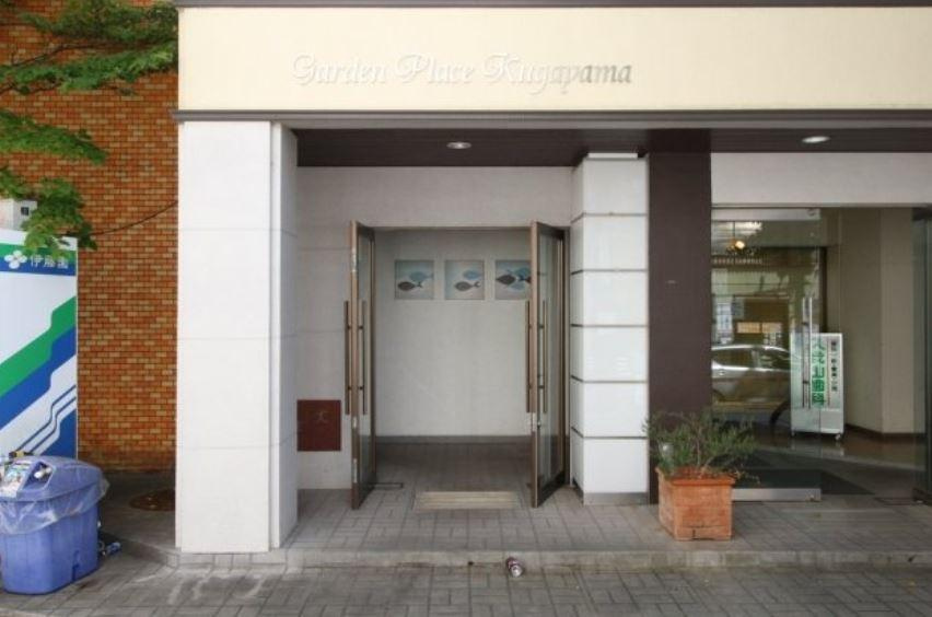 ガーデンプレイス久我山のエントランス