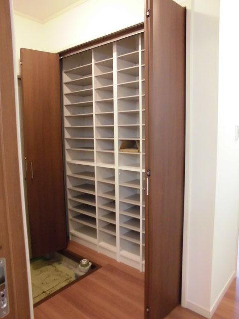 グラン・シャリオの玄関