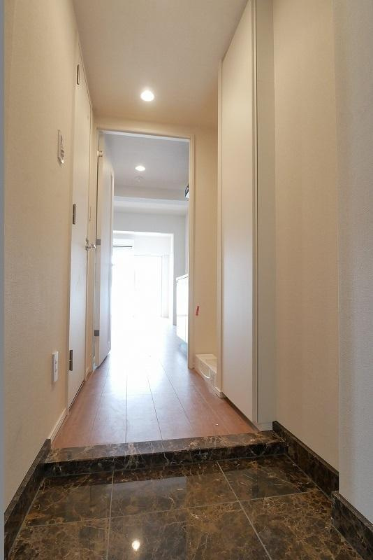 ハーモニーレジデンス新宿 THE NORTHの玄関