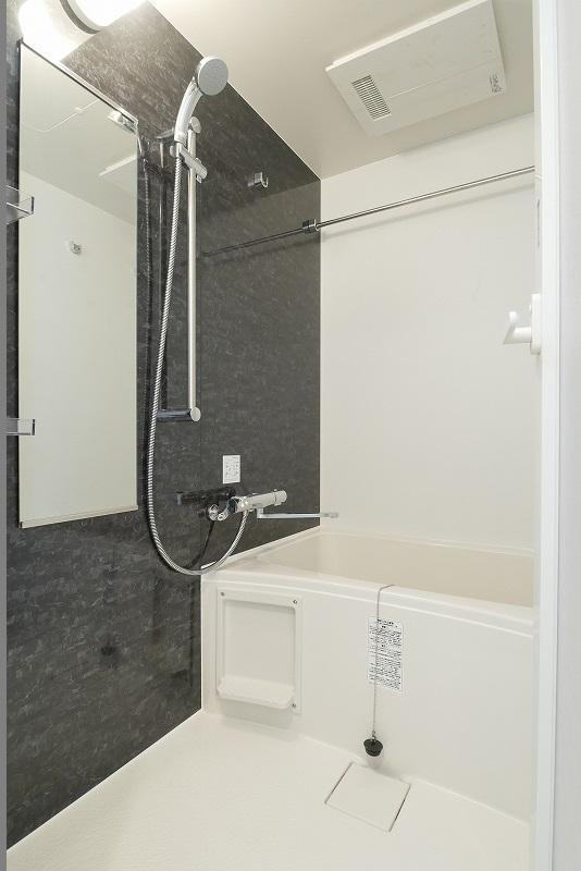 ハーモニーレジデンス新宿 THE NORTHの浴室