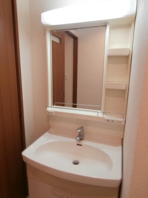 ガーデンフォート目黒の洗面所