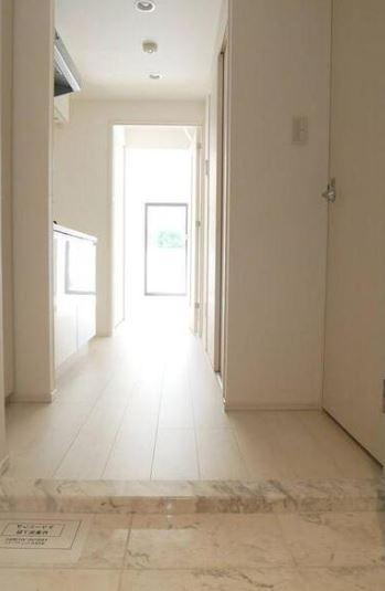 ハーモニーレジデンス羽田ウエスト＃002の玄関