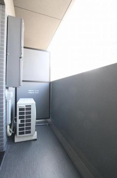 プレミアムキューブG東新宿のバルコニー