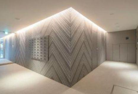 プレミアムキューブG東新宿のロビー