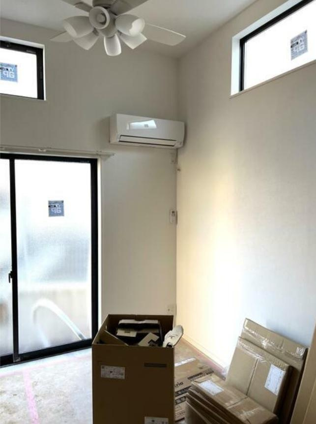 LUX栗谷の居間・リビング