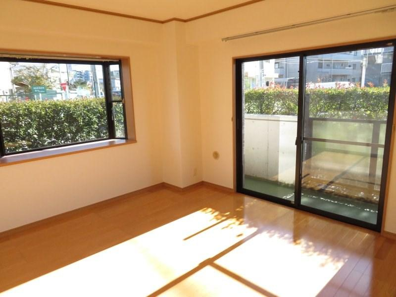 ボナールの居間・リビング