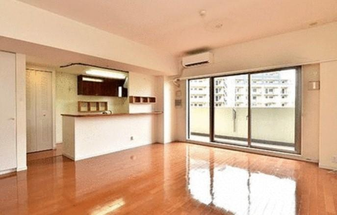 川崎市多摩区東生田３丁目の賃貸マンションの居間・リビング