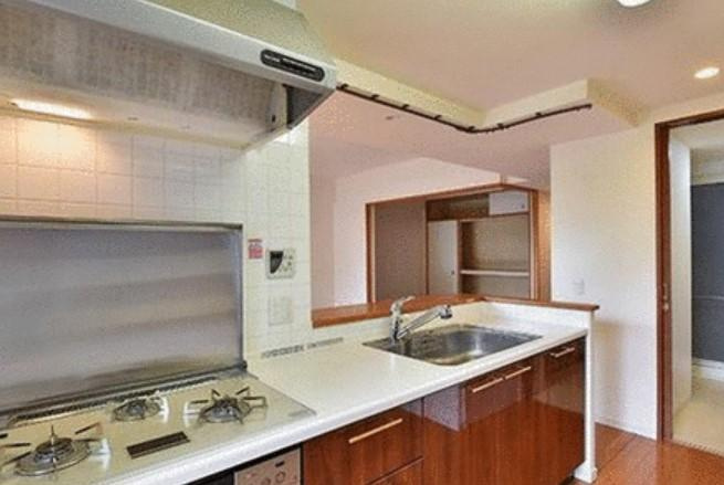 川崎市多摩区東生田３丁目の賃貸マンションのキッチン