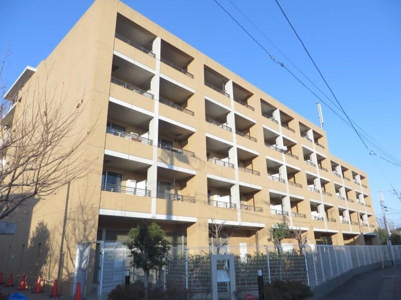 ロイヤルパーク多摩川2番館の外観