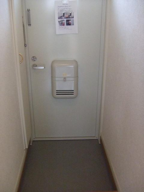 ヒルサイド玉川学園の玄関