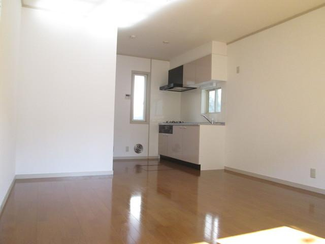 ガーデンハイムの居間・リビング