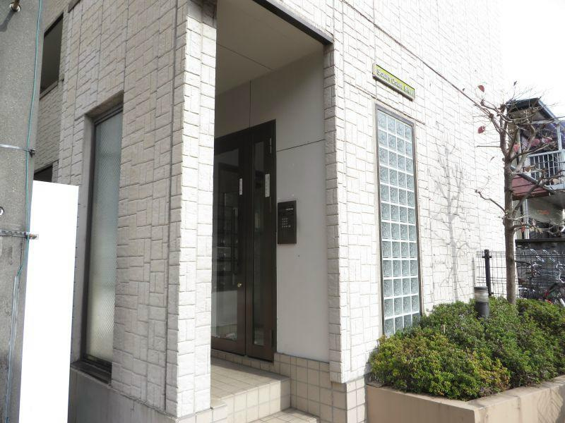 サウスコート多摩川のエントランス