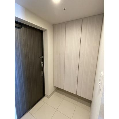 川崎市多摩区登戸の賃貸マンションの玄関