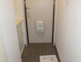 ガーデンハウスオオクラの玄関