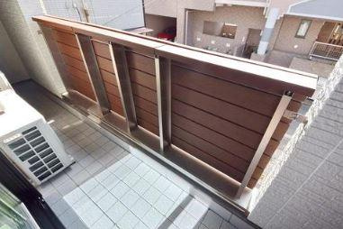 府中フォレストメゾン是政のバルコニー