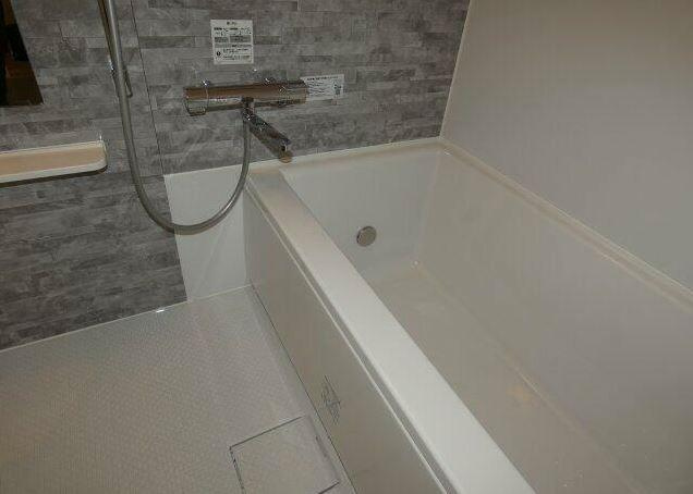 第3セイワレジデンスの浴室