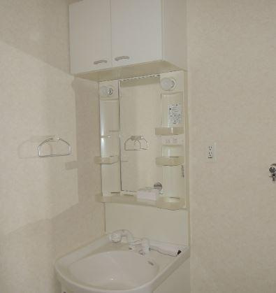 川崎市多摩区中野島１丁目のアパートの洗面所