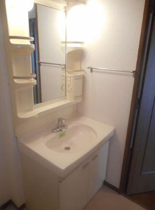 川崎市多摩区宿河原３丁目の賃貸マンションの洗面所